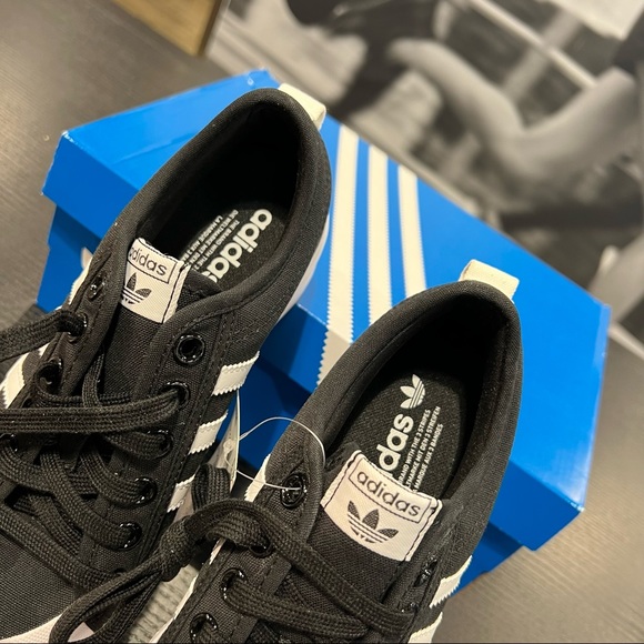 Adidas Test - Picture 4 of 6